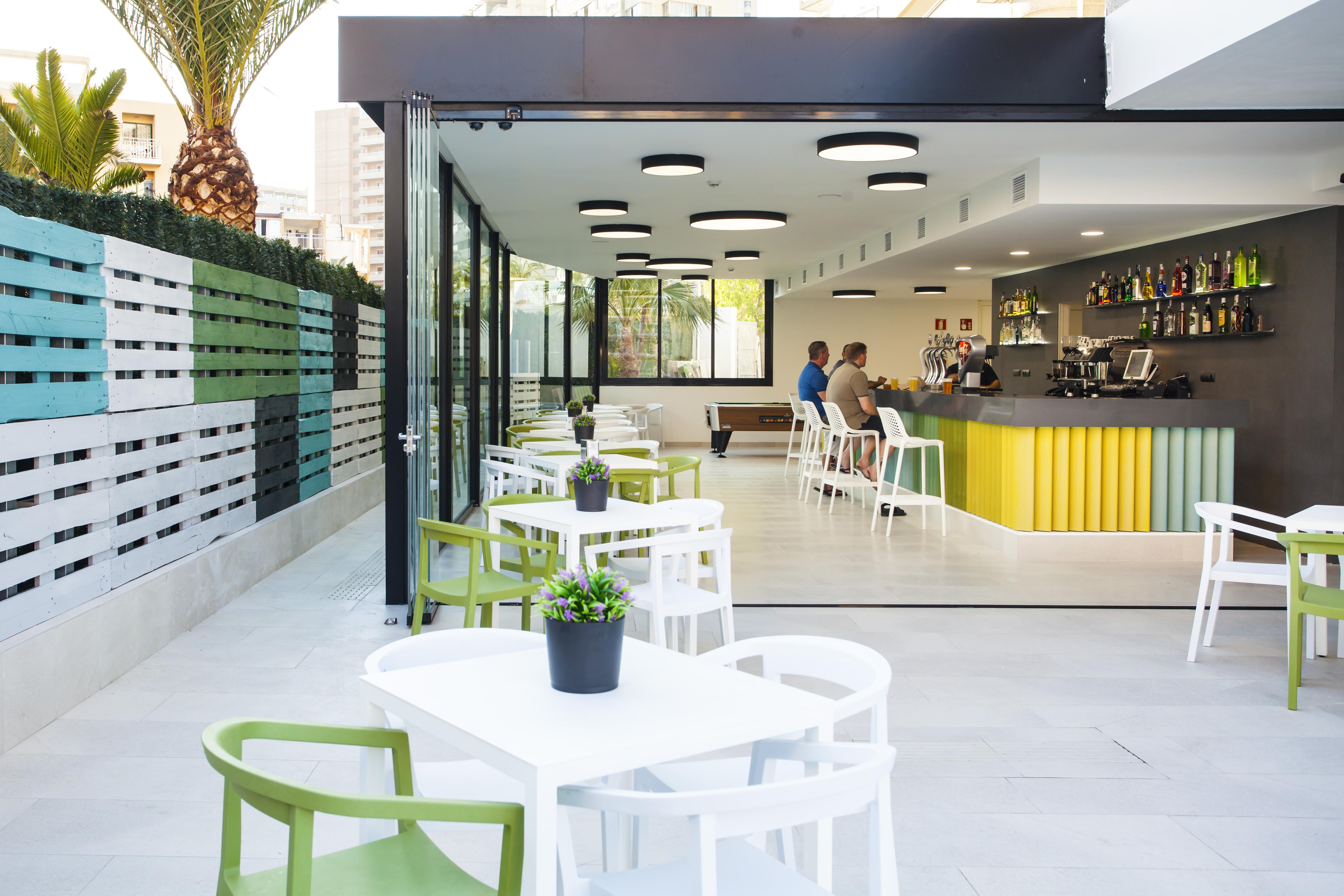 Aparthotel Primavera Loix 3*